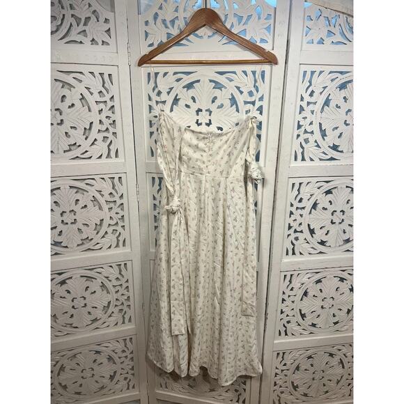 House of CB Alicia White Floral Midi Sundress Size Small - Picture 6 of 10